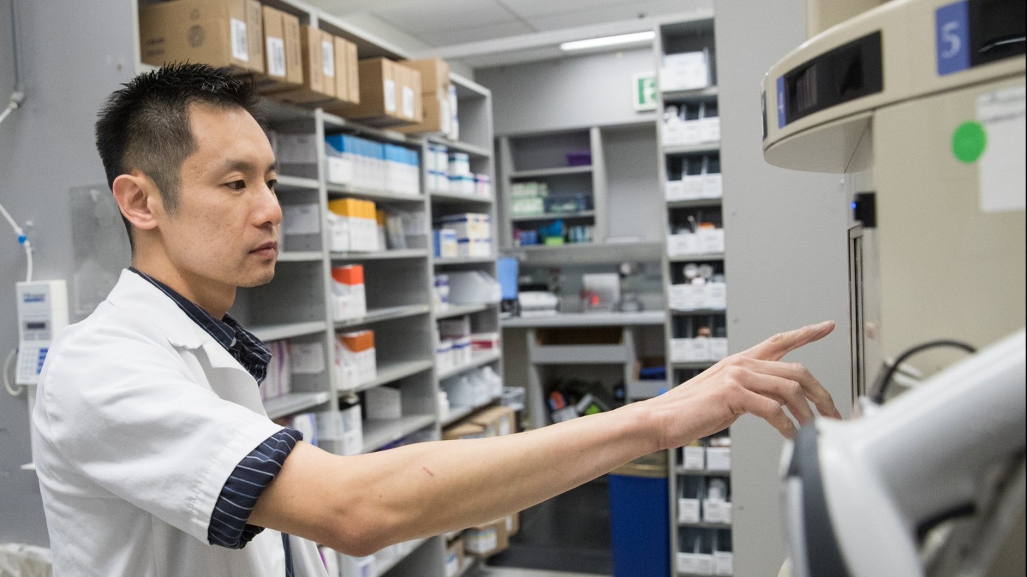 Jeffrey Ha, a pharmacy technician and member of UFCW Local 135 